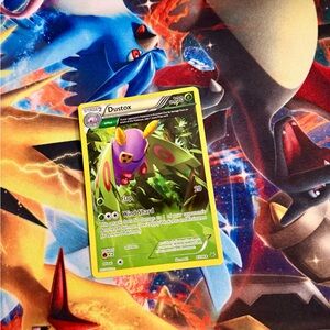 Pokemon Dustox 8/108 Rare Roaring Skies card 2015
